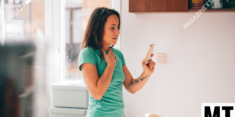 The dark side or negative effects of social media. Do you know-min