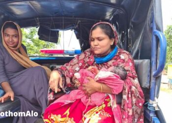 Hasi Akhter gave birth to a child on the road next to the toll plaza of Padma Bridge - magazine x time